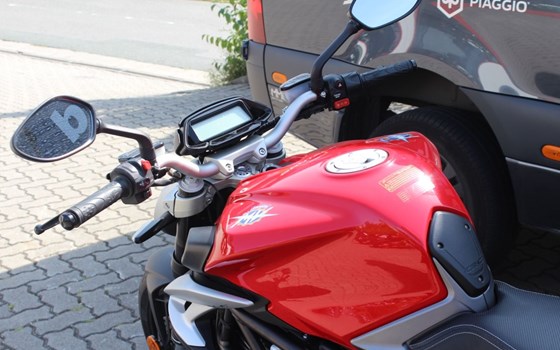 Gebrauchtmotorrad MV Agusta Brutale 800 R - Bild 5