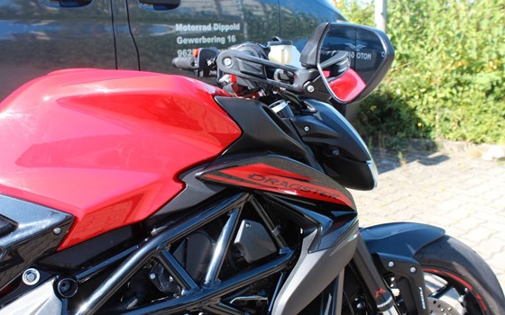 Gebrauchtmotorrad MV Agusta Dragster 800 - Bild 11