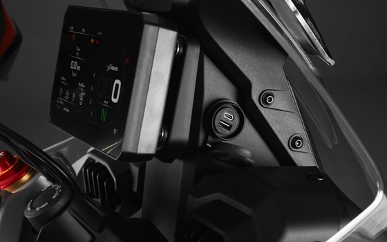 Neufahrzeug MV Agusta Enduro Veloce - Bild 15