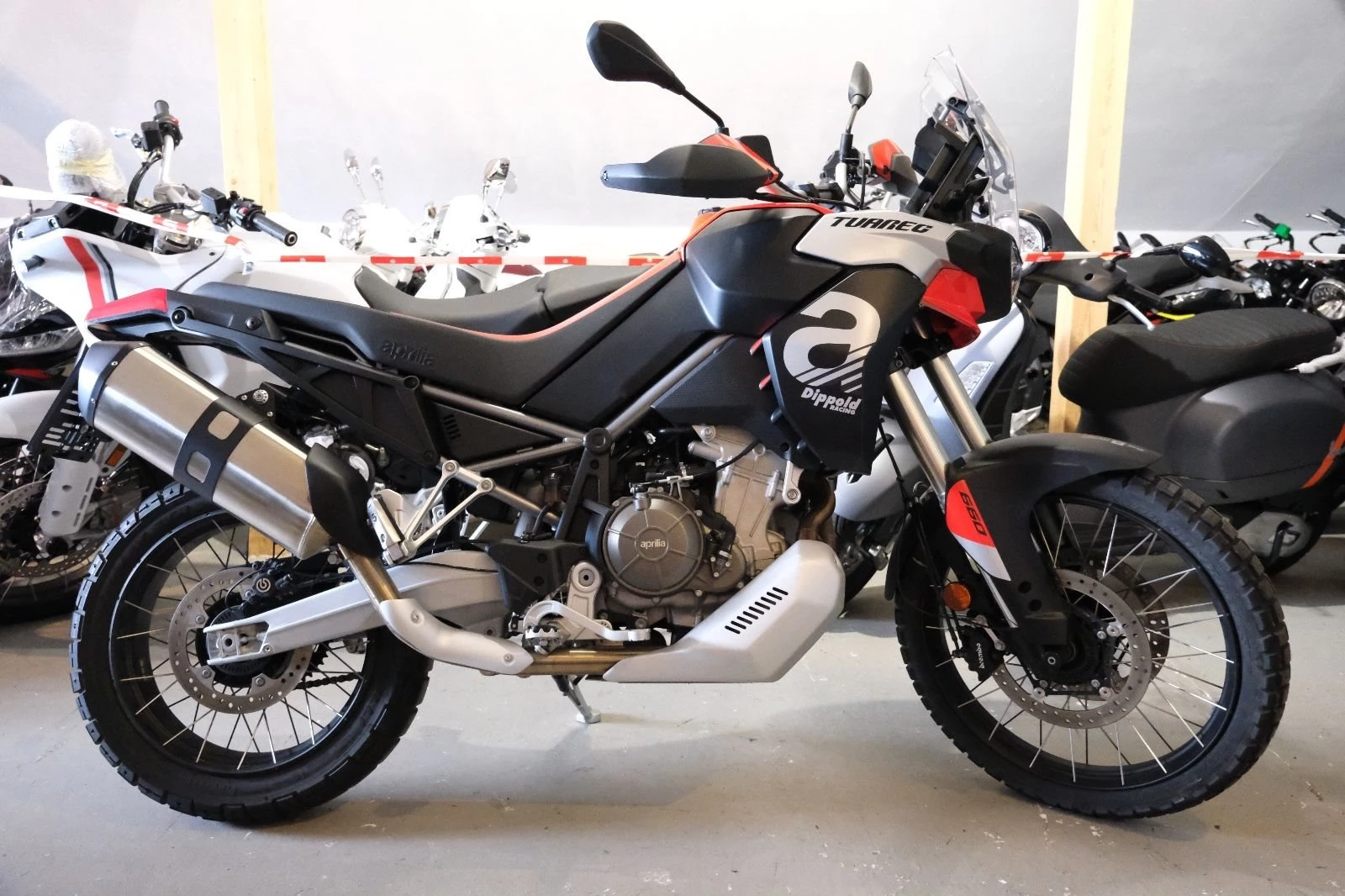 Aprilia Tuareg 660