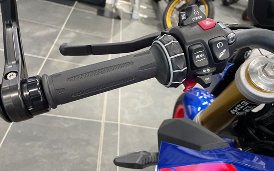 Gebrauchtmotorrad BMW F 900 R - Bild 7