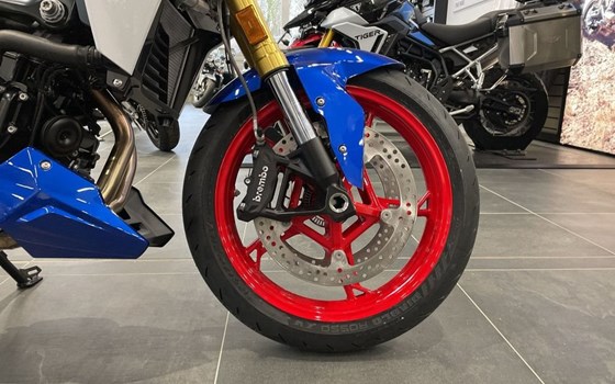 Gebrauchtmotorrad BMW F 900 R - Bild 8