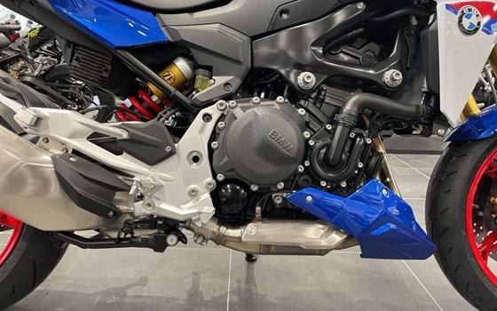 Gebrauchtmotorrad BMW F 900 R - Bild 9