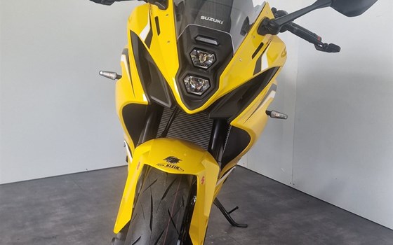 Neufahrzeug Suzuki GSX-8R - Bild 4 Neufahrzeug Suzuki GSX-8R - Bild 4