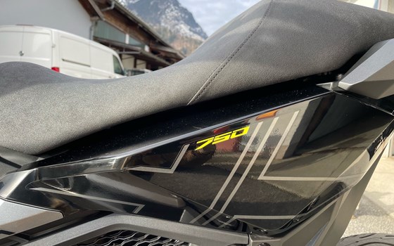 Gebrauchtmotorrad Honda X-ADV - Bild 10 Gebrauchtmotorrad Honda X-ADV - Bild 10