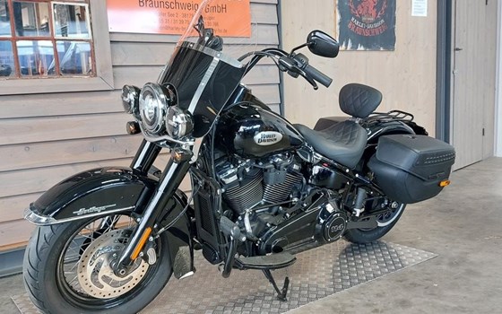 Gebrauchtmotorrad Harley-Davidson Softail Heritage Classic FLHC - Bild 11