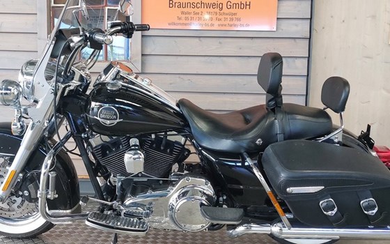 Gebrauchtmotorrad Harley-Davidson Road King Custom FLHRS - Bild 11