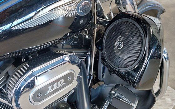 Gebrauchtmotorrad Harley-Davidson Touring Road King FLHR - Bild 11