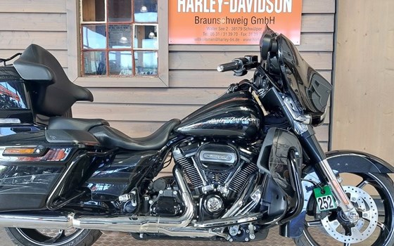Gebrauchtmotorrad Harley-Davidson FXR Super Glide - Bild 2