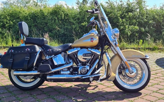 Gebrauchtmotorrad Harley-Davidson Softail Heritage Classic FLSTC - Bild 1