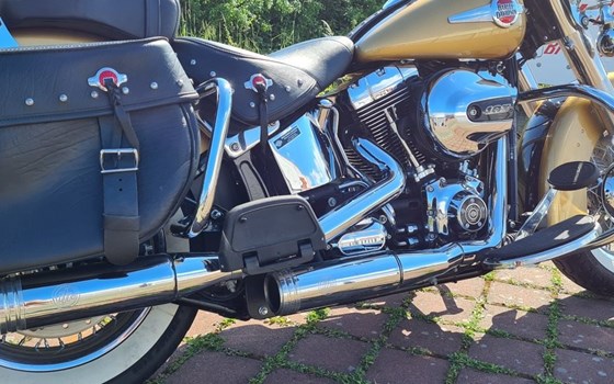 Gebrauchtmotorrad Harley-Davidson Softail Heritage Classic FLSTC - Bild 4