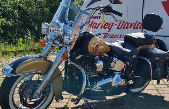 Gebrauchtmotorrad Harley-Davidson Softail Heritage Classic FLSTC - Bild 9