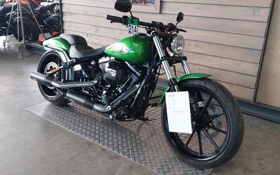 Gebrauchtmotorrad Harley-Davidson Softail Breakout FXSB - Bild 18