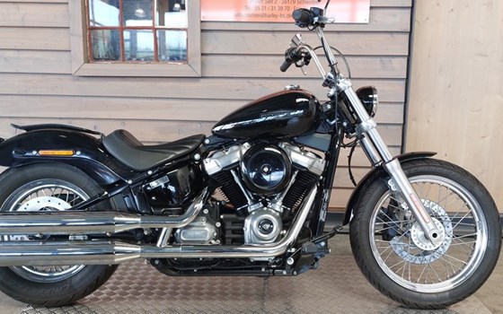 Gebrauchtmotorrad Harley-Davidson Softail Standard FXST - Bild 2
