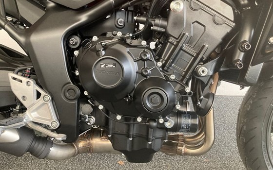 Neufahrzeug Honda CB1000 Hornet - Bild 10 Neufahrzeug Honda CB1000 Hornet - Bild 10