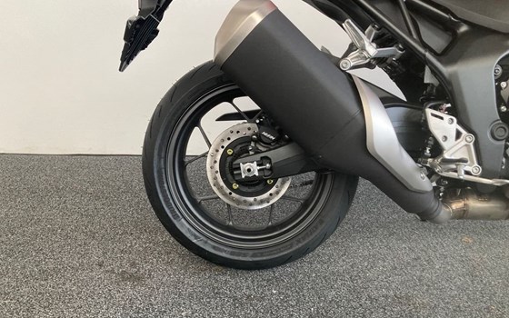 Neufahrzeug Honda CB1000 Hornet - Bild 12 Neufahrzeug Honda CB1000 Hornet - Bild 12