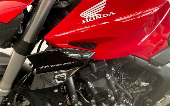 Neufahrzeug Honda CB1000 Hornet - Bild 3 Neufahrzeug Honda CB1000 Hornet - Bild 3