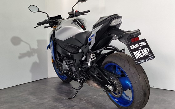 Gebrauchtmotorrad Suzuki GSX-S1000 - Bild 2 Gebrauchtmotorrad Suzuki GSX-S1000 - Bild 2