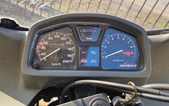 Gebrauchtmotorrad Honda XL 600V Transalp - Bild 3 Gebrauchtmotorrad Honda XL 600V Transalp - Bild 3