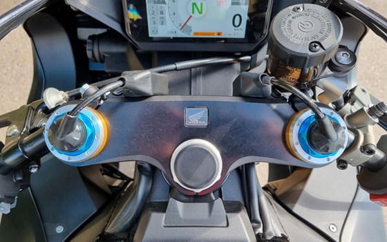 Neufahrzeug Honda CBR1000RR-R Fireblade SP - Bild 9