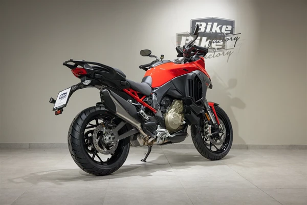 Ducati Multistrada V4 S (rot) - Bild 2