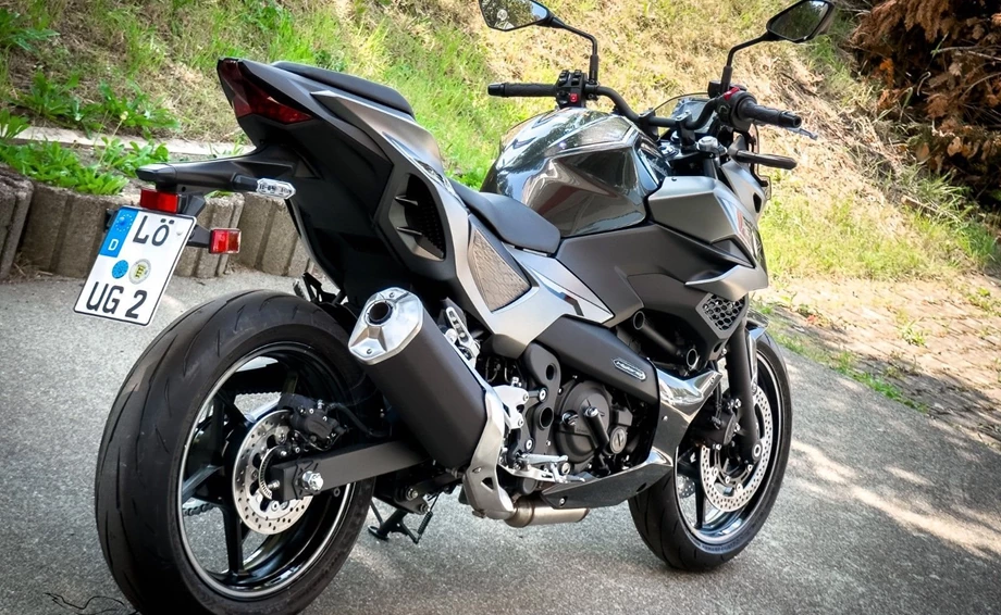 Angebot Kawasaki Z7 Hybrid Bild 3: Angebot Kawasaki Z7 Hybrid