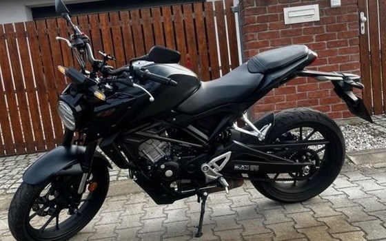 Motorrad Occasion Honda CB 125 - Bild 3