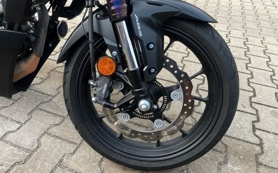 Motorrad Occasion Honda CB 125 - Bild 6