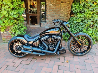 Softail Breakout 117