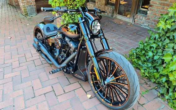 Neufahrzeug Harley-Davidson Softail Breakout 117 - Bild 10