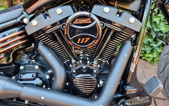 Neufahrzeug Harley-Davidson Softail Breakout 117 - Bild 15