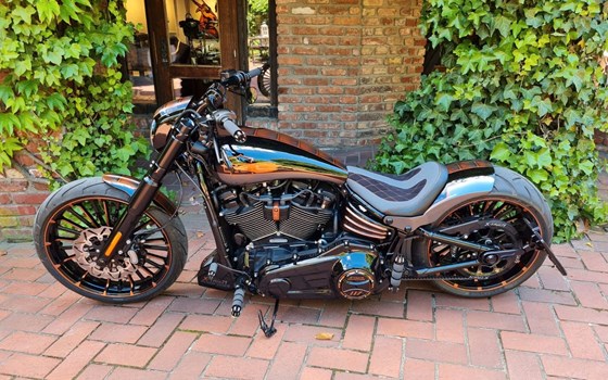 Neufahrzeug Harley-Davidson Softail Breakout 117 - Bild 3