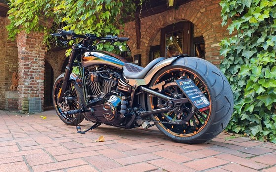 Neufahrzeug Harley-Davidson Softail Breakout 117 - Bild 5