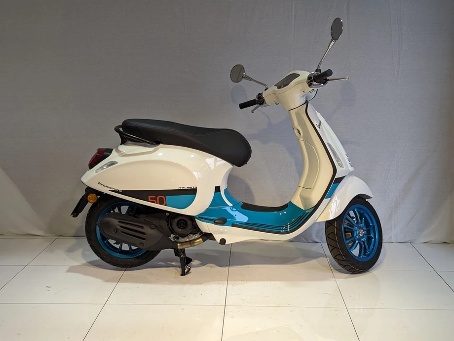 Angebot Vespa Primavera 50 Color Vibe Bild 4: Angebot Vespa Primavera 50 Color Vibe