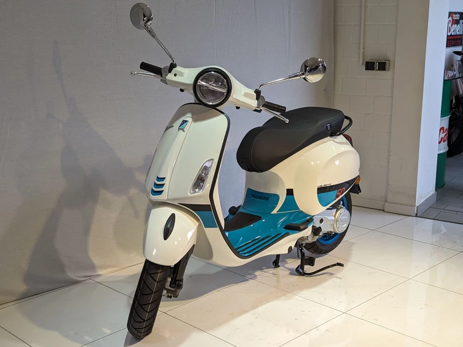 Angebot Vespa Primavera 50 Color Vibe Bild 5: Angebot Vespa Primavera 50 Color Vibe