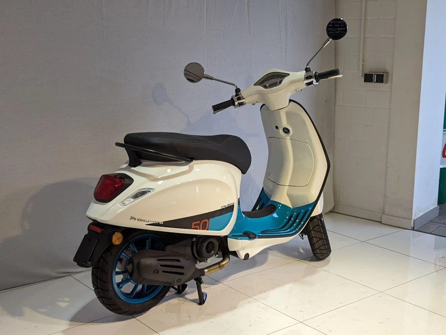 Angebot Vespa Primavera 50 Color Vibe Bild 7: Angebot Vespa Primavera 50 Color Vibe
