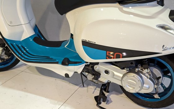Neufahrzeug Vespa Primavera 50 Color Vibe - Bild 8