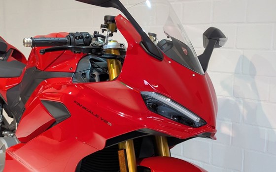 Neufahrzeug Ducati Panigale V2 S - Bild 11
