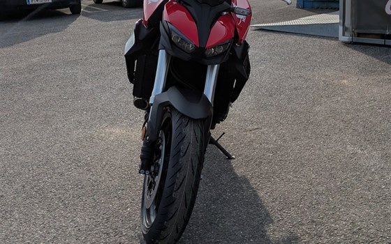 Neufahrzeug Honda CB1000 Hornet - Bild 5 Neufahrzeug Honda CB1000 Hornet - Bild 5