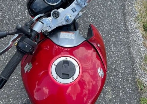 Gebrauchtmotorrad Suzuki GW250 Inazuma - Bild 4 Gebrauchtmotorrad Suzuki GW250 Inazuma - Bild 4