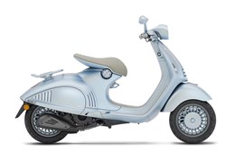 Neumotorrad Vespa 946 Snake