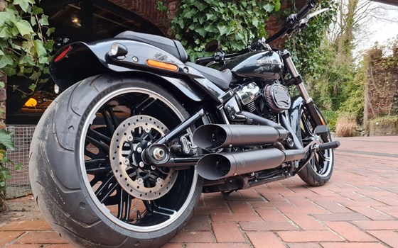 Gebrauchtmotorrad Harley-Davidson Softail Breakout 114 FXBRS - Bild 13