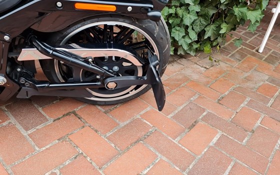 Gebrauchtmotorrad Harley-Davidson Softail Breakout 114 FXBRS - Bild 15