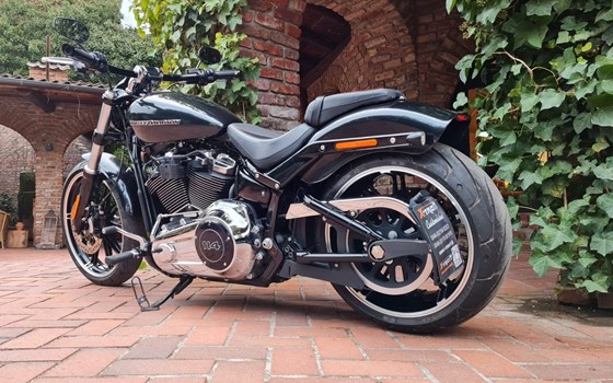 Gebrauchtmotorrad Harley-Davidson Softail Breakout 114 FXBRS - Bild 9