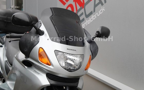 Gebrauchtmotorrad Honda NT 650V Deauville - Bild 3