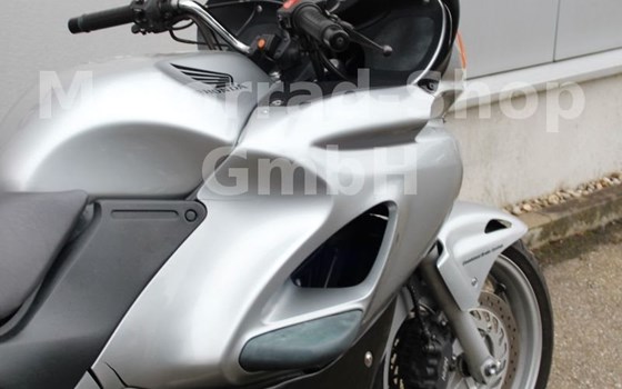 Gebrauchtmotorrad Honda NT 650V Deauville - Bild 8