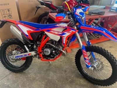 RR 125 4T