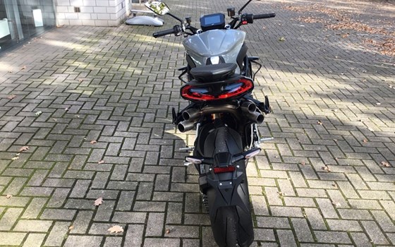 Gebrauchtmotorrad MV Agusta Brutale 1000 RS - Bild 5