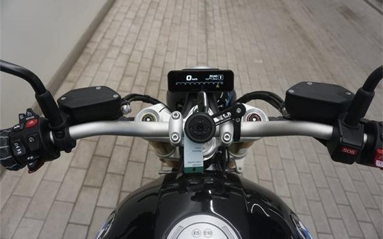 Gebrauchtmotorrad BMW R 12 nineT - Bild 3 Gebrauchtmotorrad BMW R 12 nineT - Bild 3