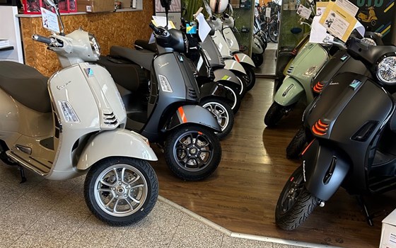 Neufahrzeug Vespa GTS 310 SuperSport - Bild 9 Neufahrzeug Vespa GTS 310 SuperSport - Bild 9